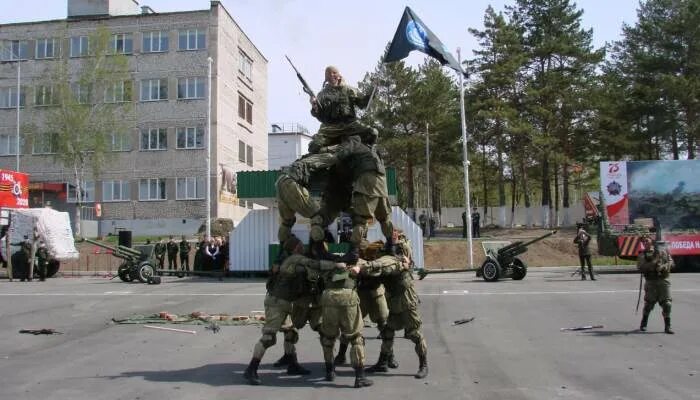 64 мотострелковая. 64 омсбр хабаровск. Млечник 51460 князе-волконское. 64 омсбр млечник. 64 мотострелковая.
