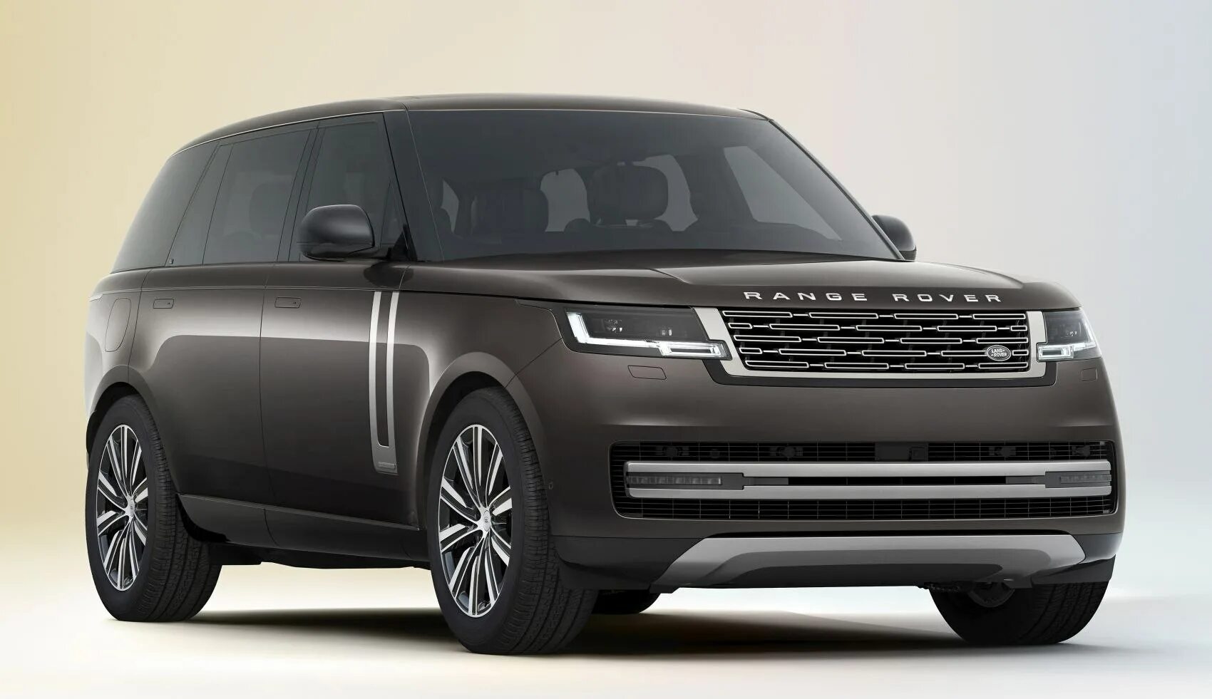 Range rover v8. Range rover velar 2021. Range rover v. Новый ленд ровер 2022. Кадиллак рендж ровер.