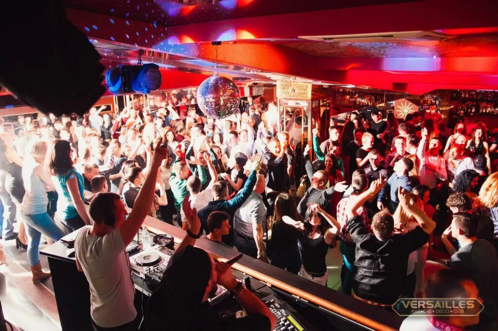 ночной клуб версаль. кафе версаль орел. г орел ресторан версаль. версаль орел. ночной клуб версаль.