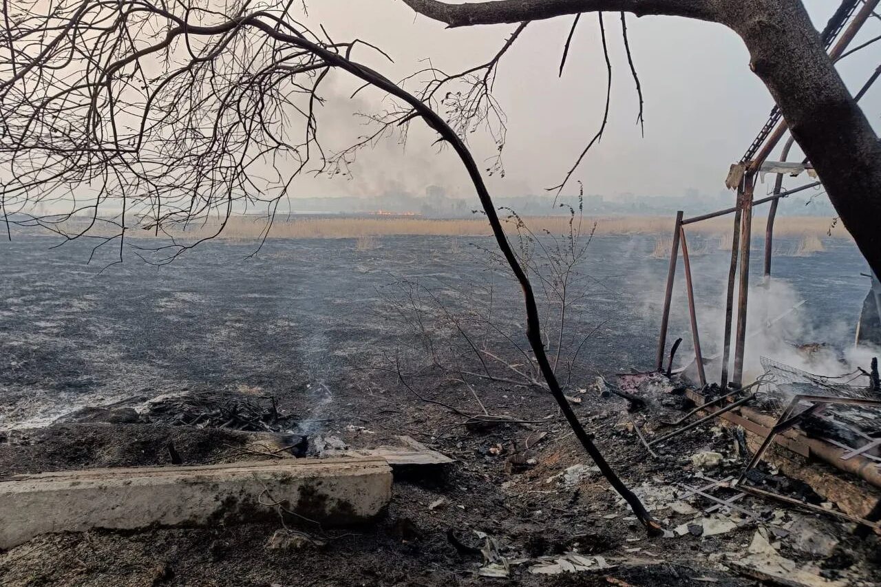 Пожар в озерах. Пожары в Челябинской области. Ландшафтный пожар. Пожар на Озерной.