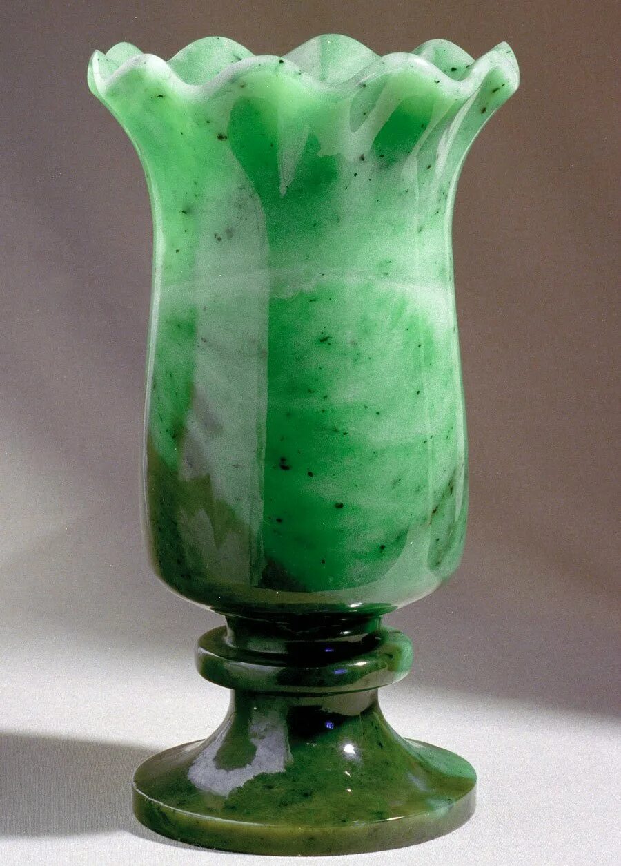 Уральское камнерезное искусство фаберже. Каменные цветы мастера. Каменные цветы фаберже. Каменные цветы мастера. Каменные цветы мастера.