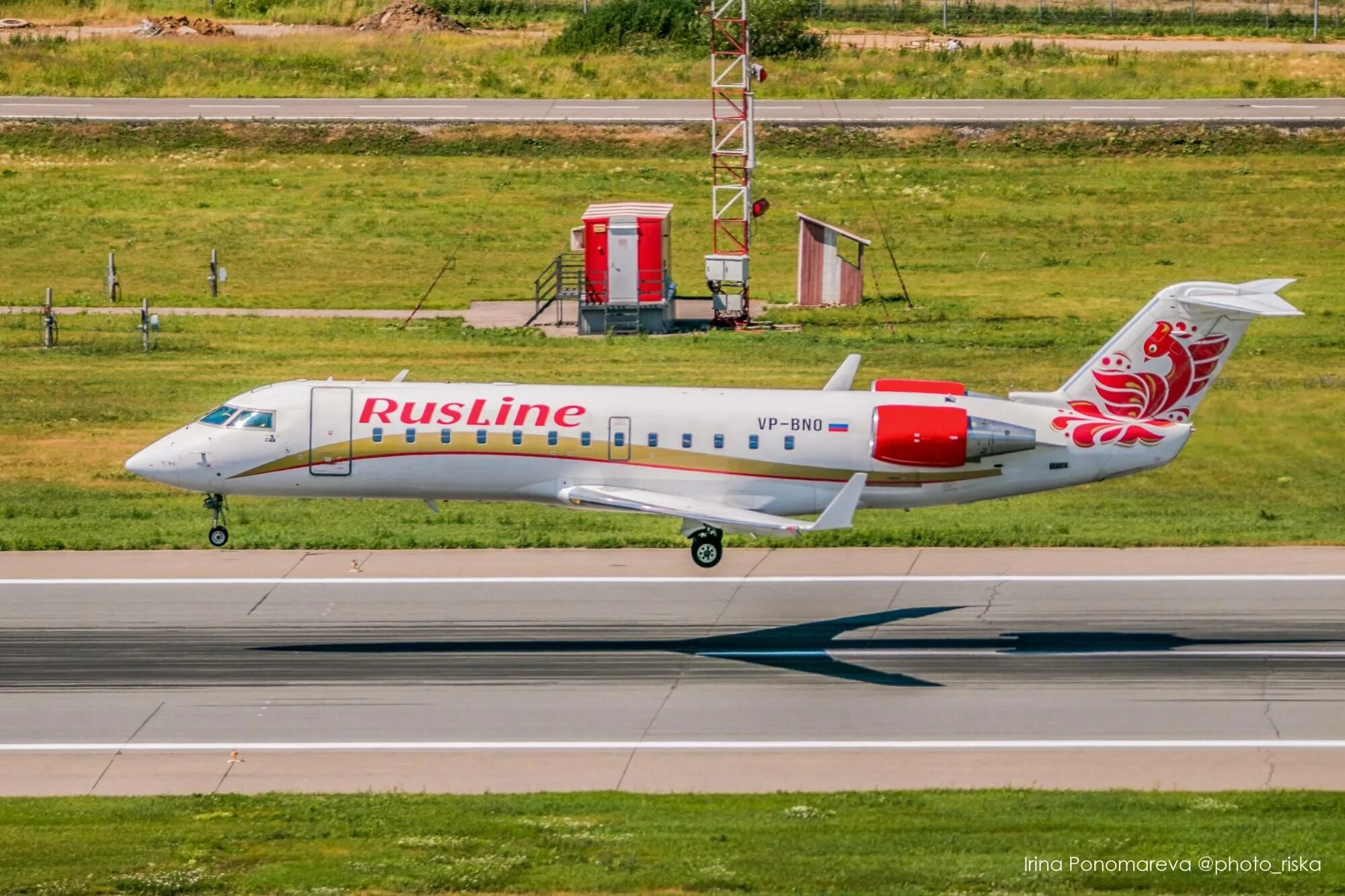 Bombardier CRJ-200 РУСЛАЙН. CRJ-200 самолет РУСЛАЙН. CRJ 100 самолет. А 320 РУСЛАЙН.