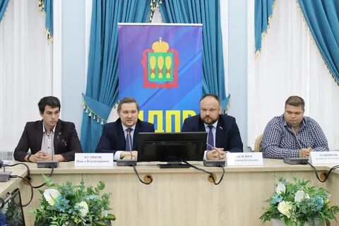 Депутат 24 года