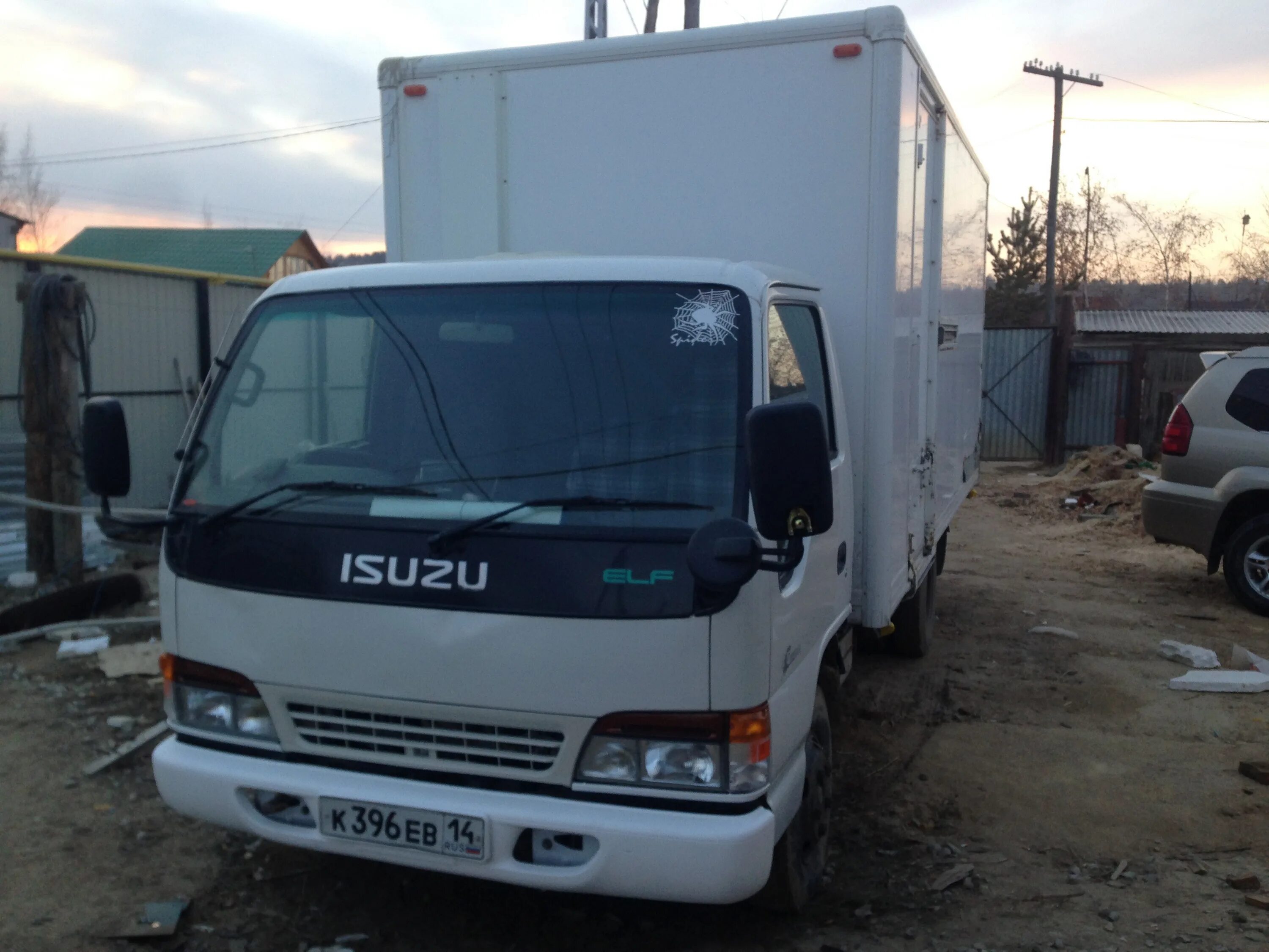 Исузу Эльф 5 тонник. Isuzu Elf 2006. Isuzu Elf 2000. Исузу 3.5 тонны. Авито исузу бу купить