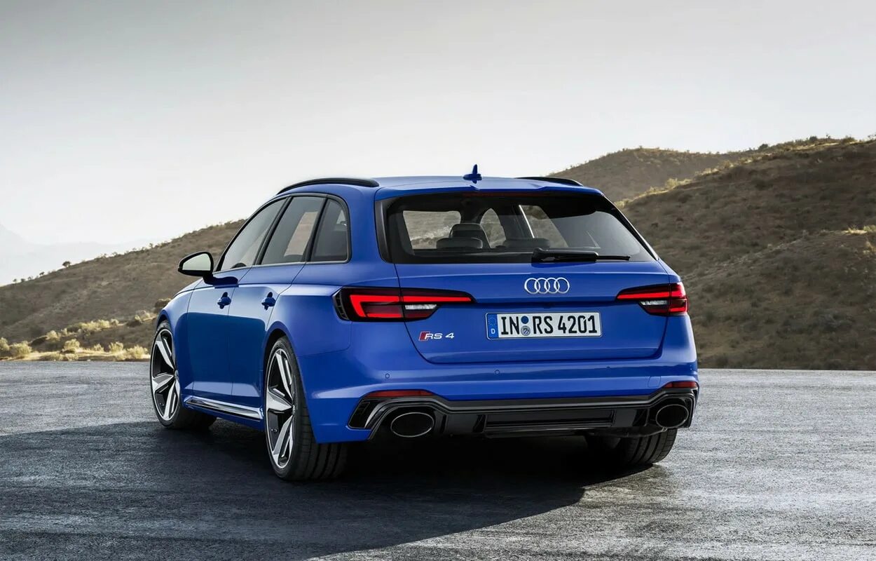 Audi rs4 2017. Ауди rs4 avant. Audi rs4 avant. Новая ауди rs4. Ауди rs4 avant 2020.