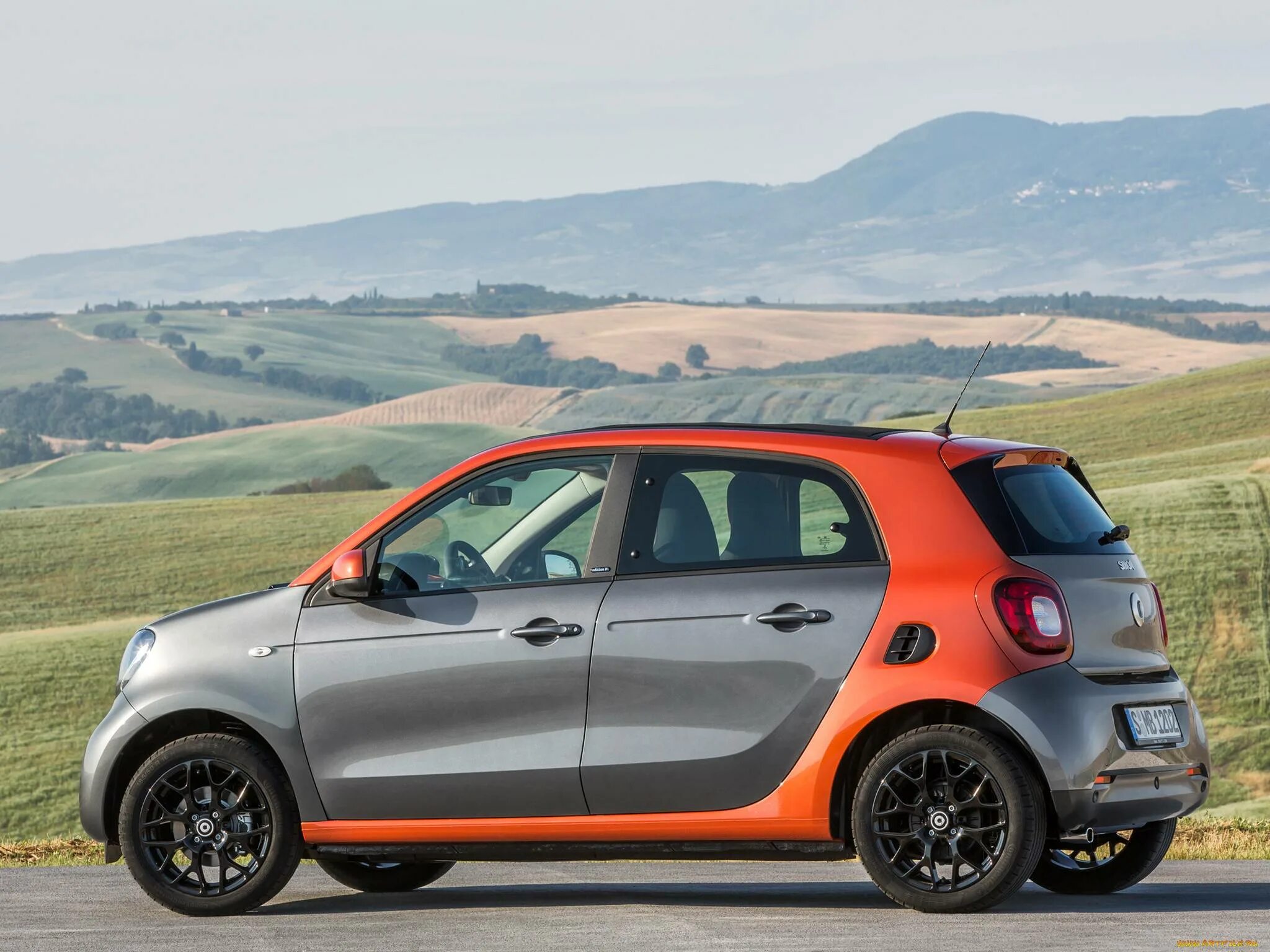 Smart automatic. Машина smart forfour. smart forfour 2016. мерседес смарт форфоур. smart forfour 2017.