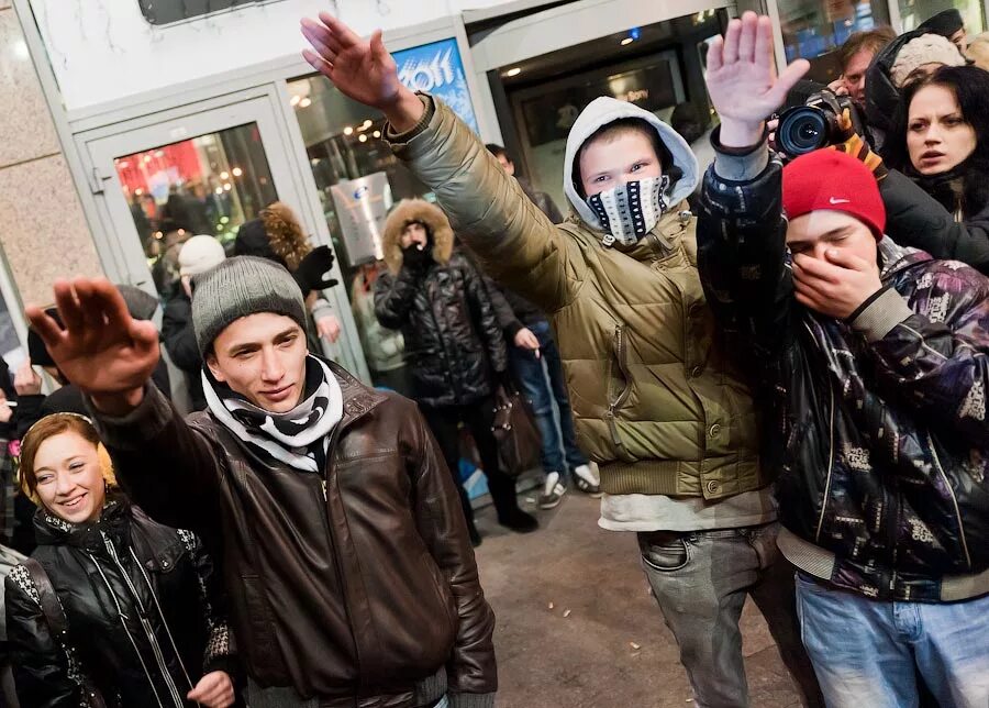 Провокаторы россии. Московские нацисты. Школьники националисты. Современные русские нацисты. Русские современные фашисты.