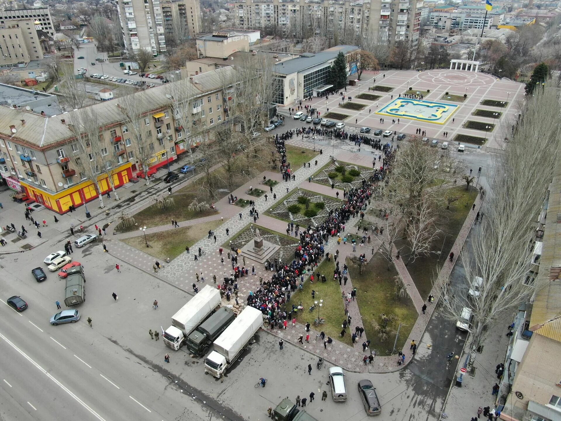 Мариуполь центр города. Киев центр города. Центр Киева сейчас. Мариуполь города Украины.