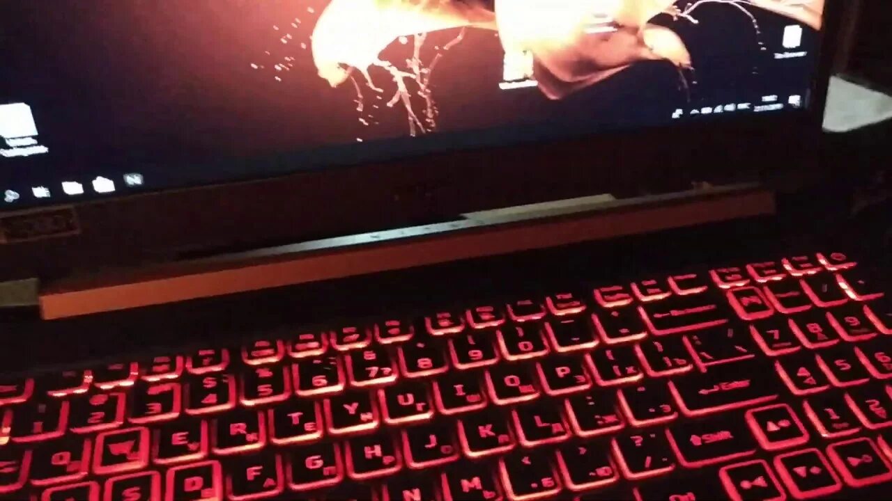 Acer Nitro 5 клавиатура. Acer Nitro 5 цветная клавиатура. Подсветка клавиатуры ноутбука Acer Nitro 5. Acer Aspire 3 подсветка клавиатуры.