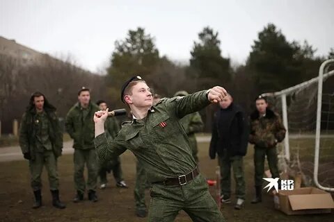 Обучиться военному делу