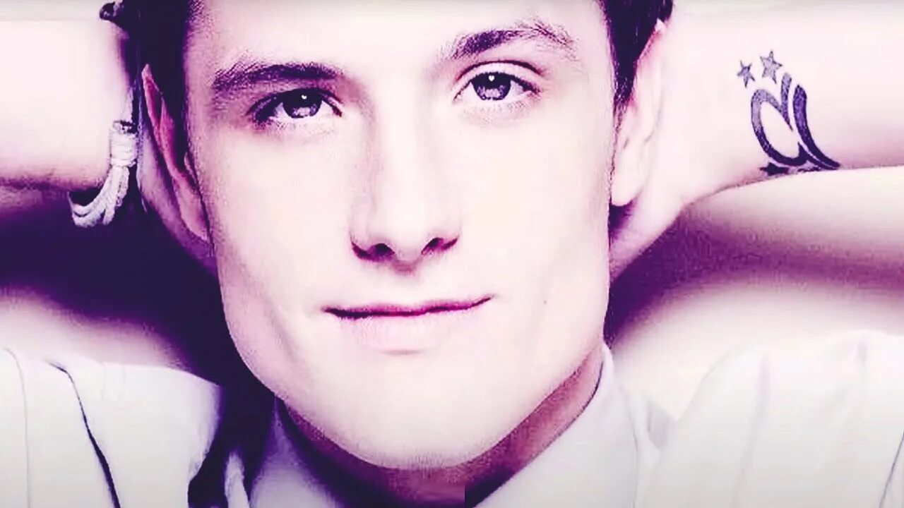 Whistle josh. Джош хатчерсон мем whistle. Whistle josh. Джош хатчерсон мем 100x100. Josh hutcherson whistle meme.