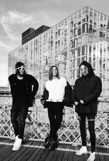 Meddle about chase atlantic перевод