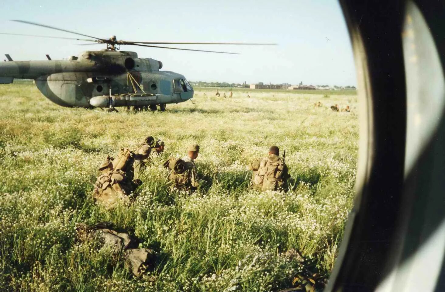 Ми-8 в Чечне. Ми-24 в Чечне. Бамут 1996. Вертолет ми 8 в Чечне. Песня ми8