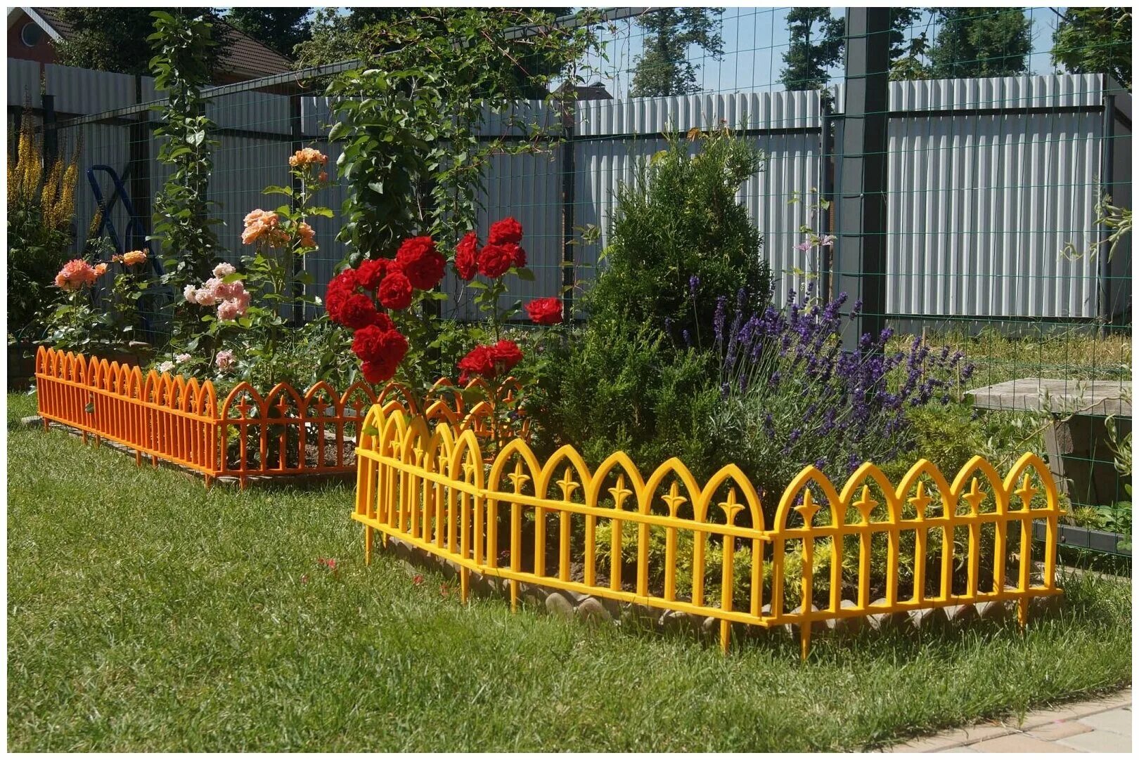 Декоративный забор для дачи из пластика купить. Заборчик Флорида 3м. Садовый заборчик Палисад зеленый. Палисадник мастер сад белый. Красивые заборчики для клумб.