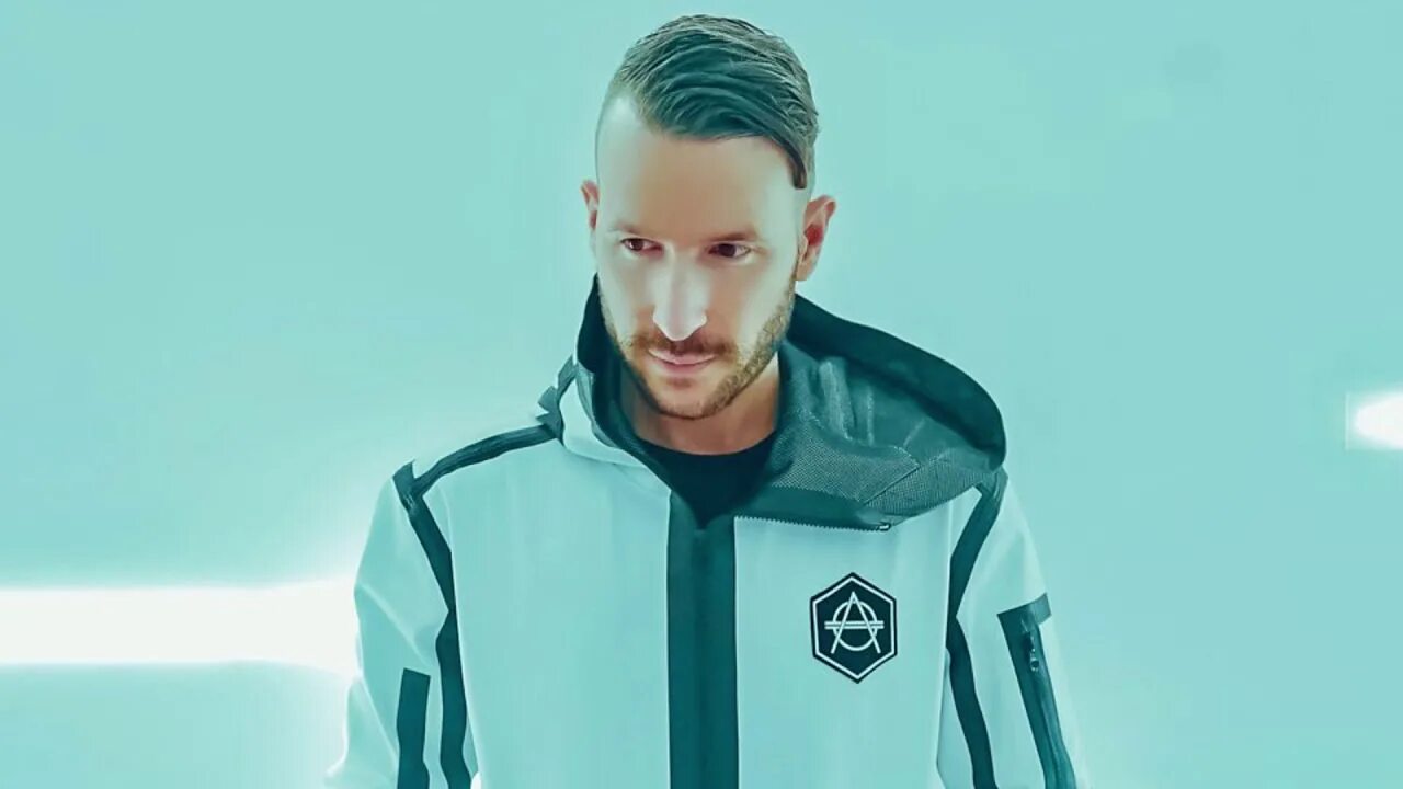 Don diablo lufthaus sofiya nzau robbie williams. Don diablo. Дон диабло фото. Don diablo lufthaus sofiya nzau robbie williams. Big-pineapple-another-chance-don-diablo.