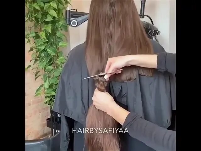 Профессиональная обрезка для волос. Отрезать 5 см волос. Продам свои волосы. Как красиво обрезать волосы. Снилось что сама себе обрезала волосы