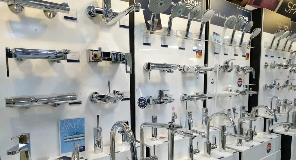 Грой сантехника сайт. Дилеры сантехники. Стенд Грое. Grohe магазин. Грох сантехника.