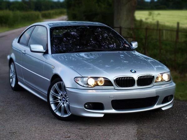 Е46 комплект. BMW e46 Coupe. BMW e46 Coupe m Tech. BMW e46 купе Рестайлинг. БМВ 3 е46 купе.
