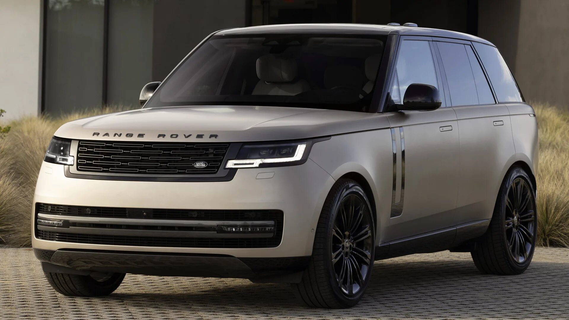 Купить рендж ровер 2023. Range Rover first Edition 2022. Range Rover 2023. Рендж Ровер Вилар 2022. Ленд Ровер Рендж Ровер 2023.