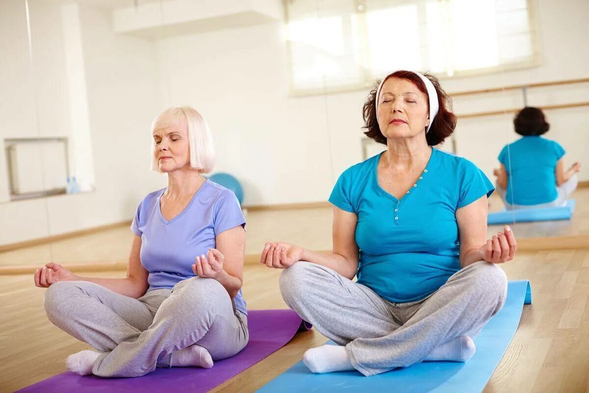 Йога для пожилых. Лечебная гимнастика для пожилых. Лечебная физкультура пенсионеров. Дыхательные упражнения для пожилых.