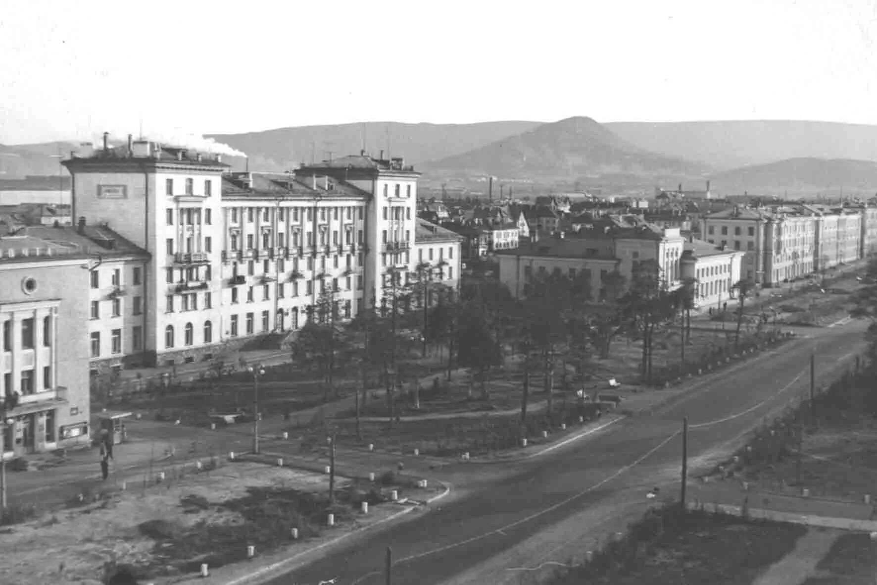 старый мончегорск. мончегорск история города. мончегорск 1940-е. мончегорск жд вокзал. мончегорск история.