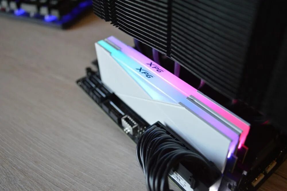 Adata xpg spectrix d50 ddr4. Xpg spectrix d50. оперативная память xpg spectrix d50 16 гб. xpg spectrix d50 rgb. оперативная память adata xpg spectrix d50 rgb.