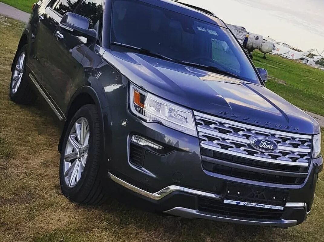 Эксплорер 5 рестайлинг. Ford explorer 2018. джип форд эксплорер 2018. ford explorer 5. джип форд эксплорер 2019.
