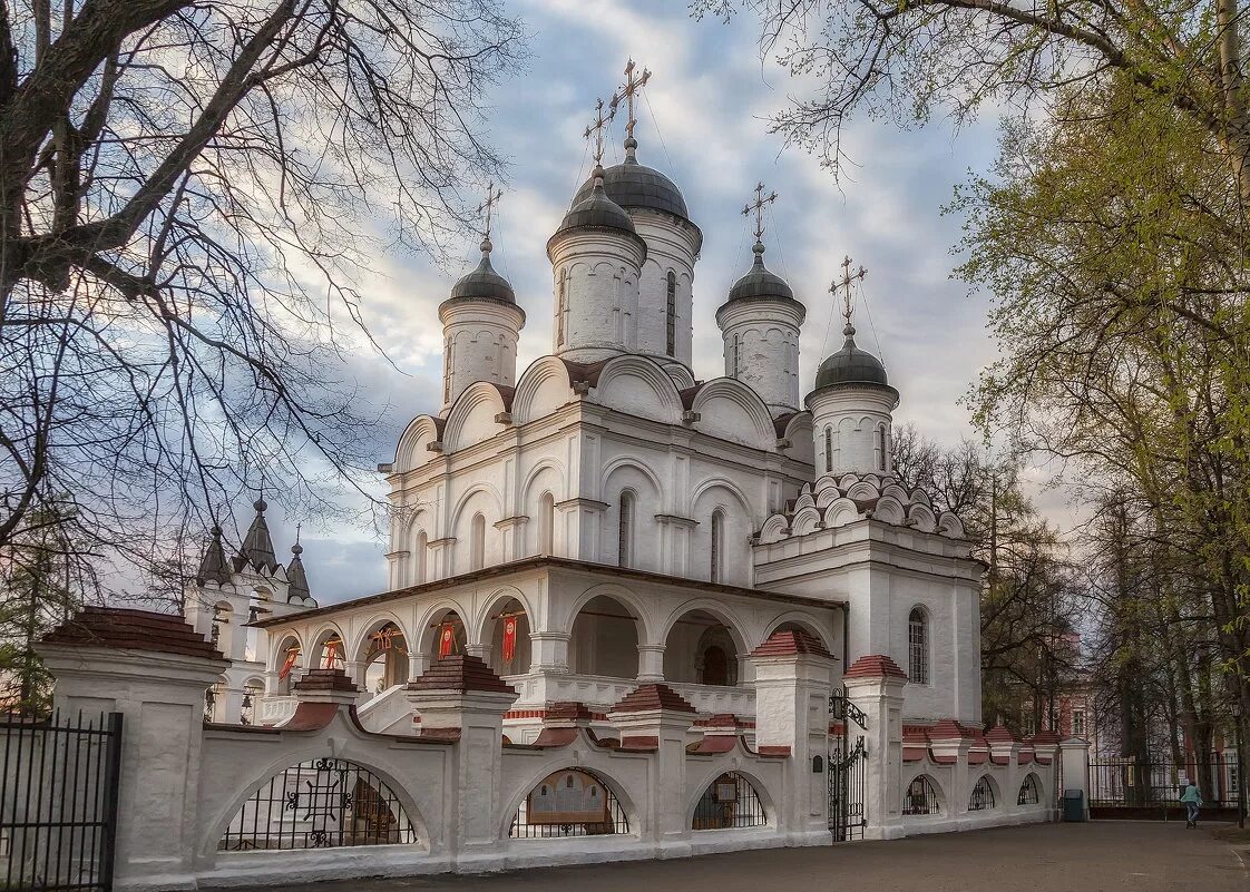 Спасо Преображенская Церковь большие Вяземы. Церкви Святой Троицы в больших Вяземах.. Преображенский храм в больших Вяземах.