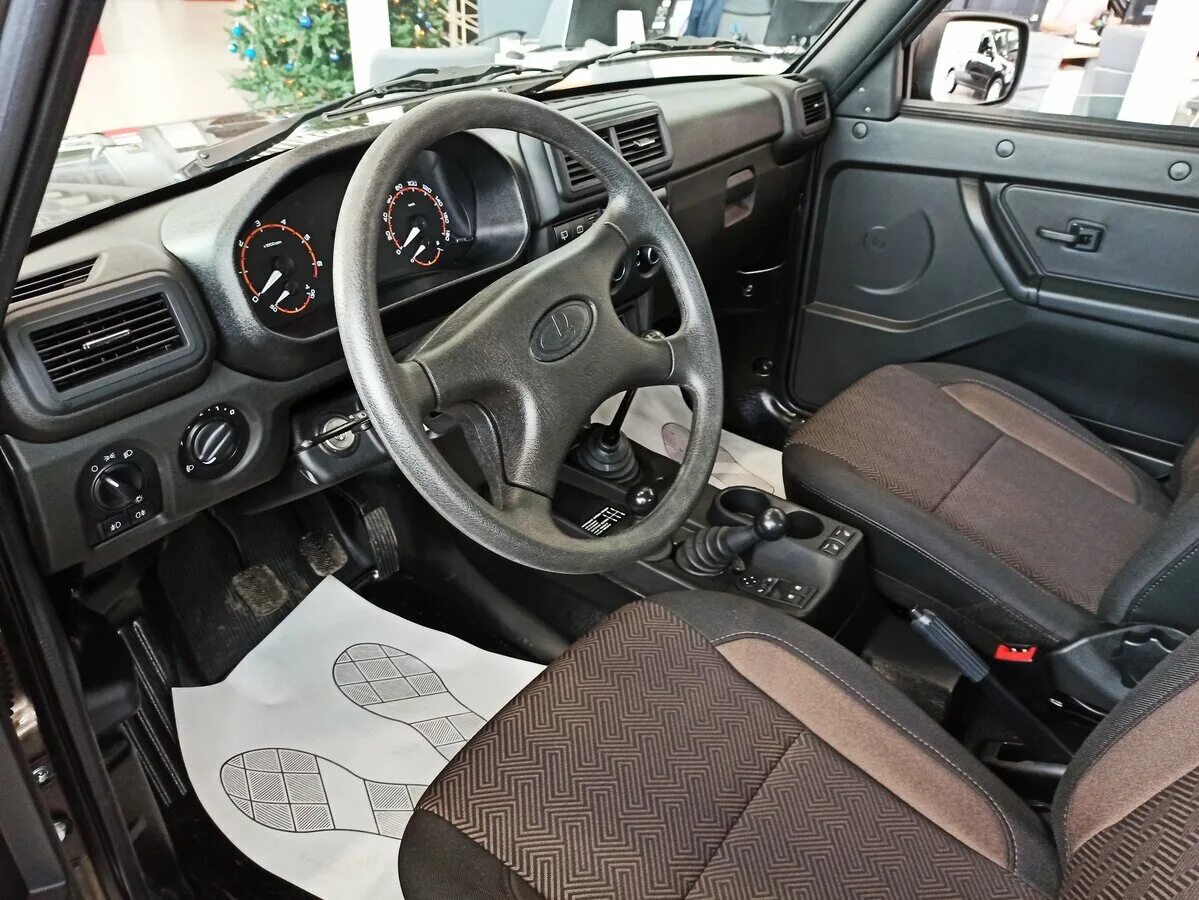 Купить новый Lada (ВАЗ) Niva Legend 2021-2025 Euro-2 1.7 MT (83 л.с.) 4WD бензин