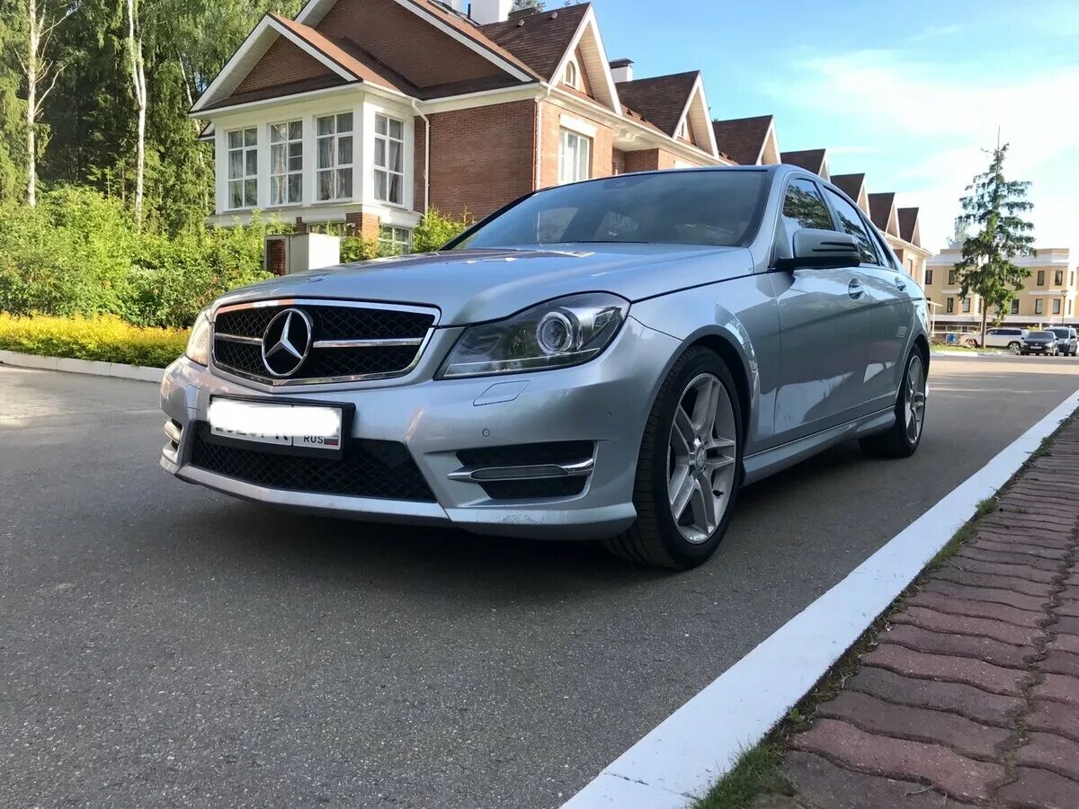 Купить б/у Mercedes-Benz C-Класс III (W204) Рестайлинг 180 1.6 AT (156 л.с.) бен