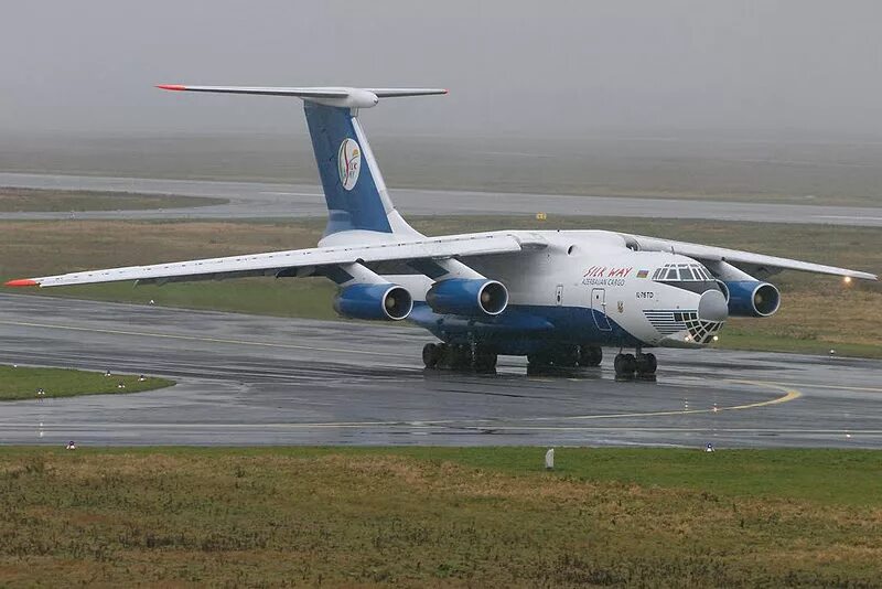 Ил 76 президентский. Silk way il76. Ilyushin il-76 загрузка. Il 76 лошадиных сил. Сколько двигателей у ил 76