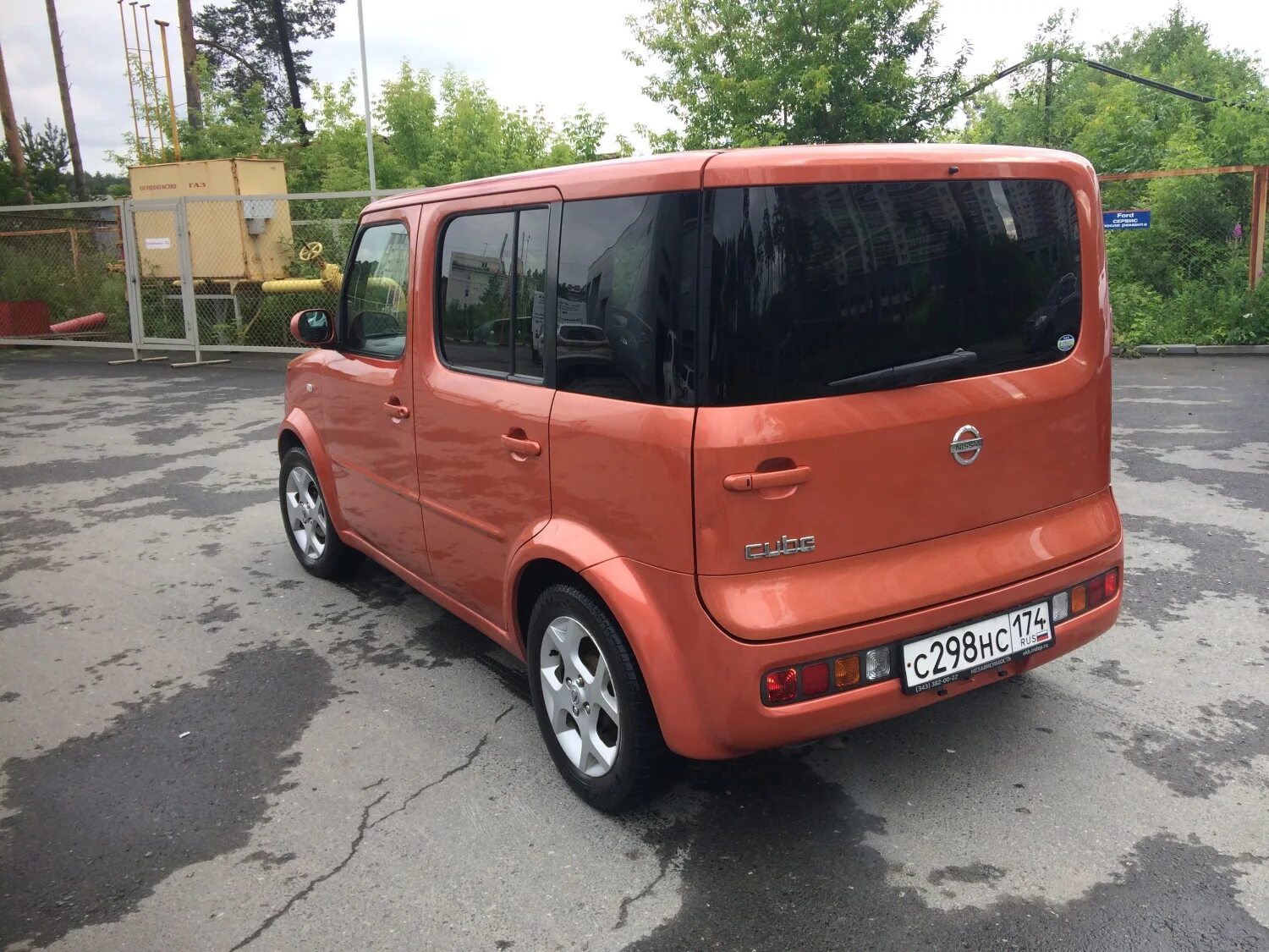 Nissan cube 2002 года. Nissan cube 2002. Ниссан куб 2002 года. Ниссан куб 2004 года. Nissan cube 2002.