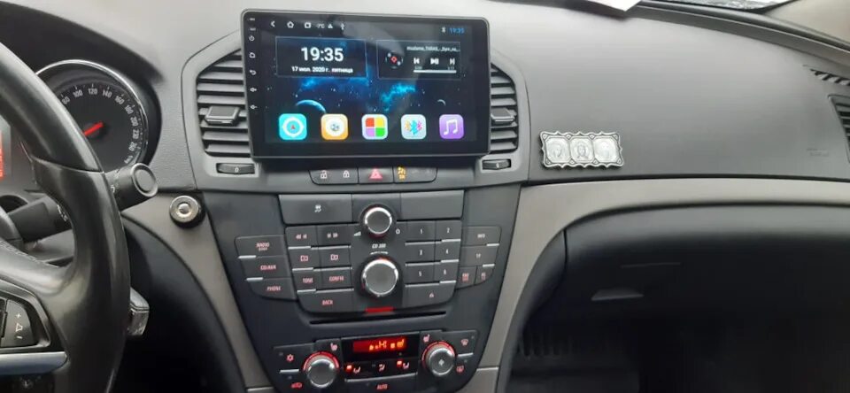 Андроид инсигния. Cd300 opel insignia. магнитола на опель инсигния андроид. штатная магнитола опель инсигния. магнитола опель инсигния 2009.