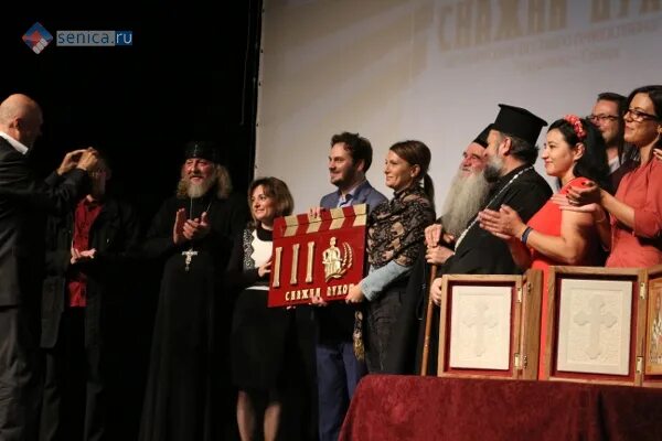 сербская диаспора. бессмертный полк в белграде. совет федеральной палаты адвокатов. бессмертный полк в сербии 2022. сербия и россия.