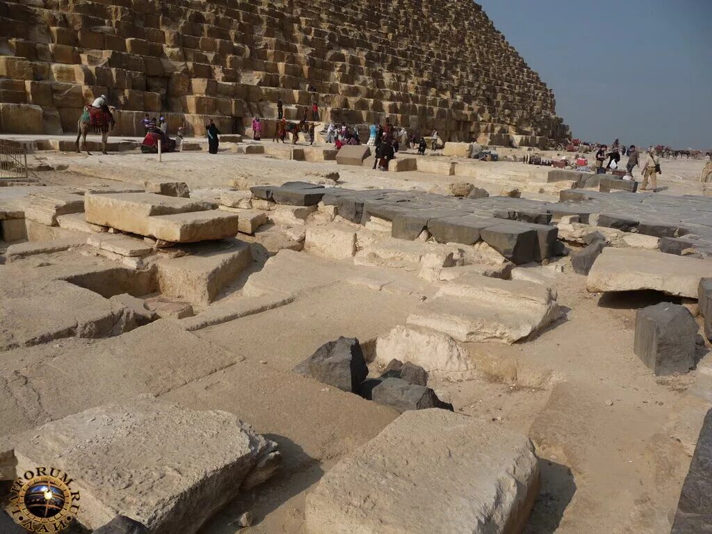 черно белый пол в египетских храмах. египетский пол. дом веттиев в помпеях. пол в египетском стиле. гранитный храм в гизе.