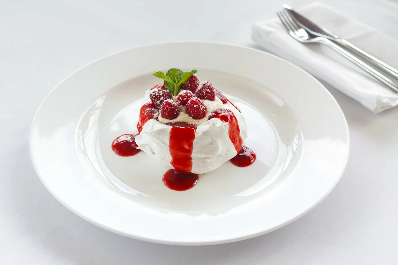 Anna pavlova безе. кафе мадам павлова. десерт павлова кококо. доброе утро десерт павлова. десерт павлова чайхона.