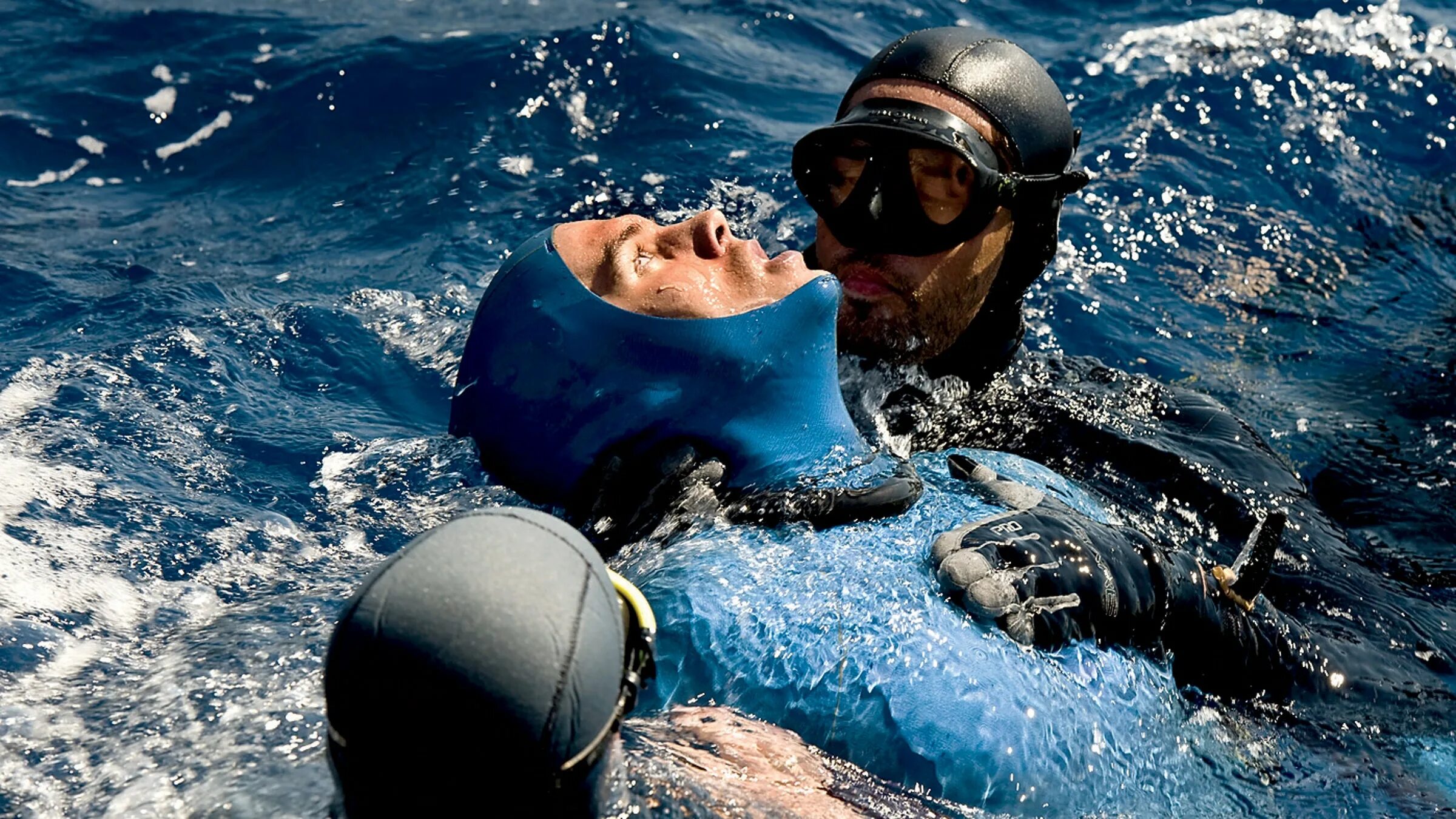 Diving face split