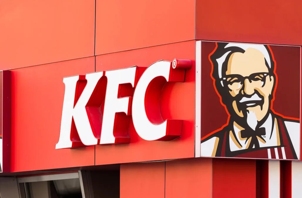 Осада kfc википедия. Kfc вывеска. kfc баннер.