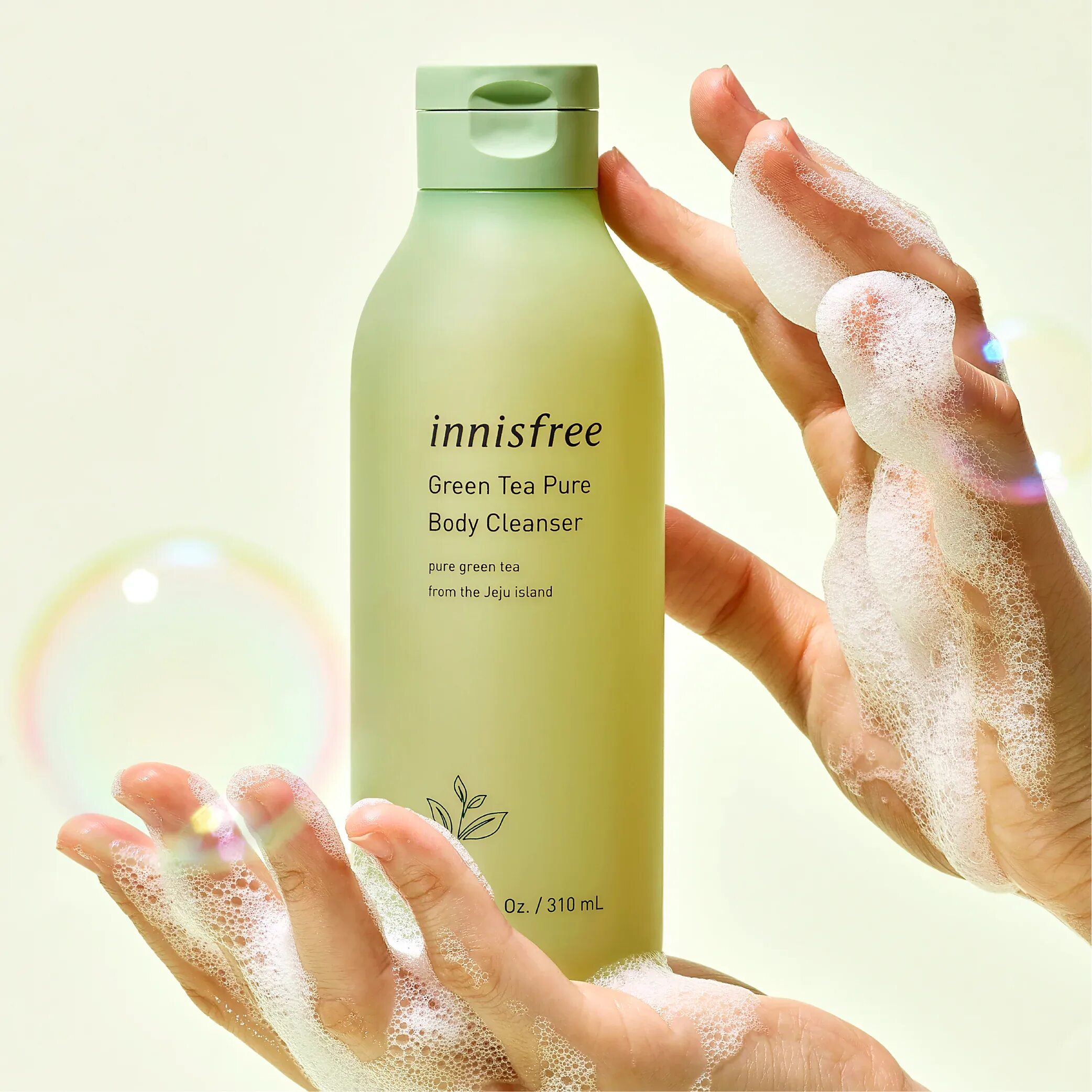 Innisfree Green Tea Pure body Cleanser 310ml. Giving bodies a Pure Shade.