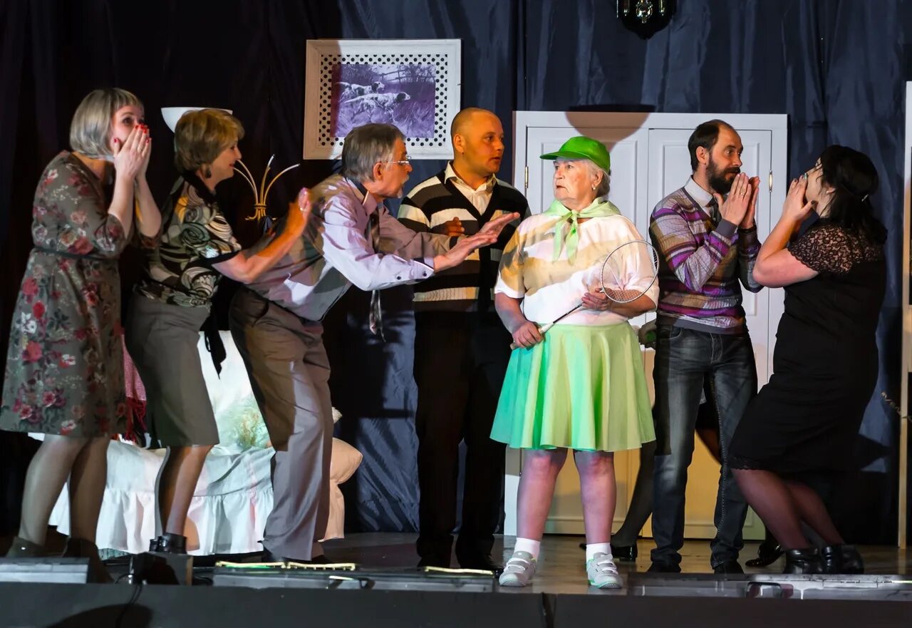 Работа в дк. Победовская сош нововаршавского района омской области. Дк юность березняки кинотеатр. Пенза чемодановский дк. Работа в дк.