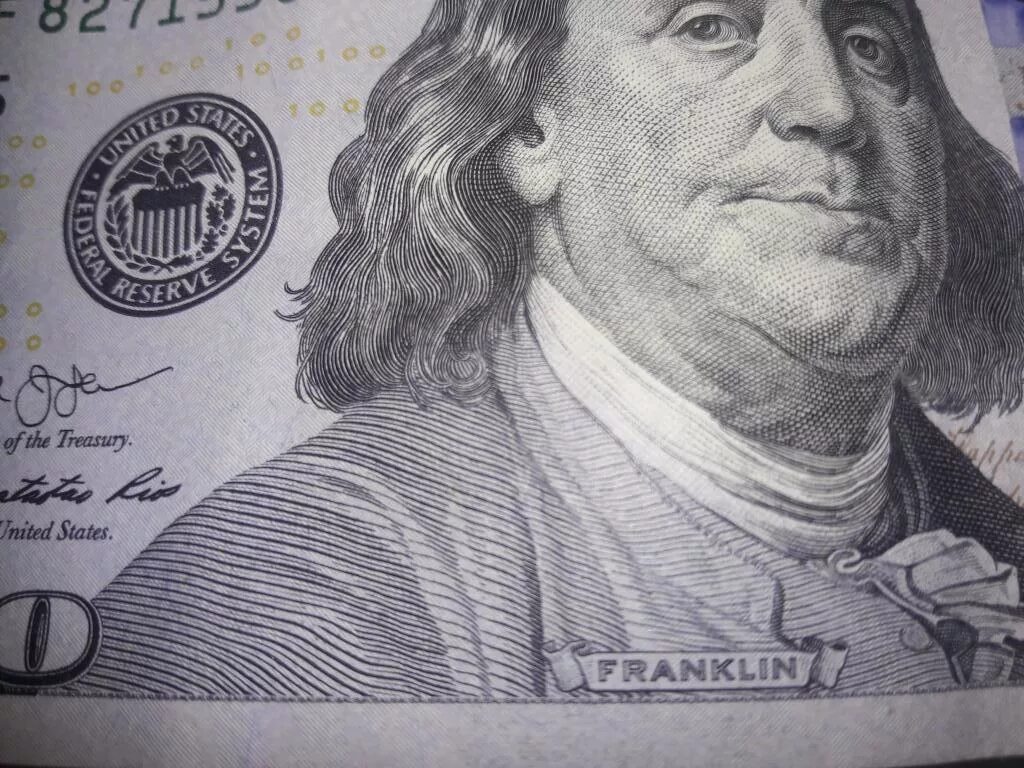 Франклин купюра. Бенджамин Франклин 100$. Франклин Бенджамин доллар. 100 Долларовая купюра с Бенджамином Франклином. Франклин 100 долларов Бенджамин долларах.