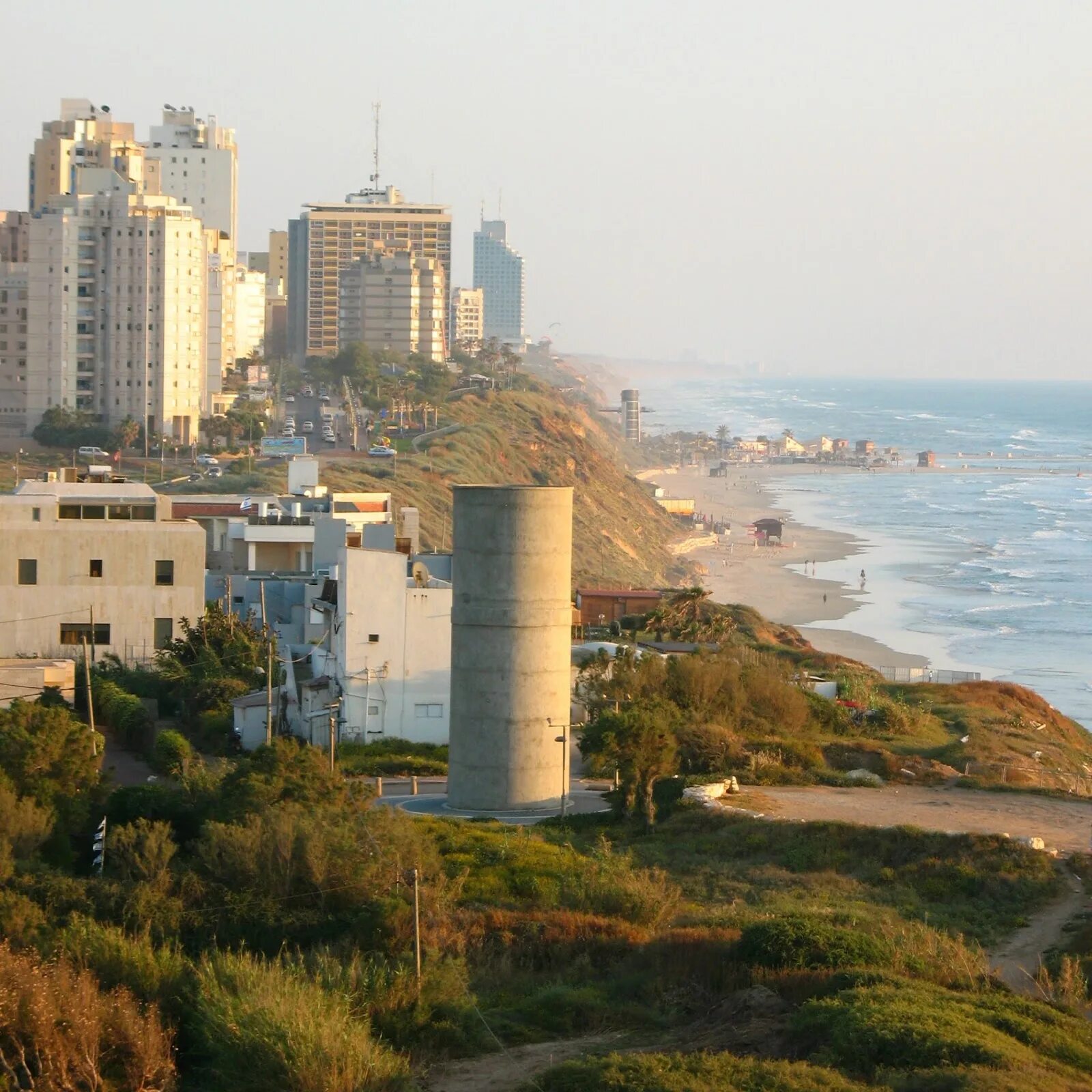 Город нетания в израиле. Нетания. netanya израиль. станция нетания сапир. нетания или натания.