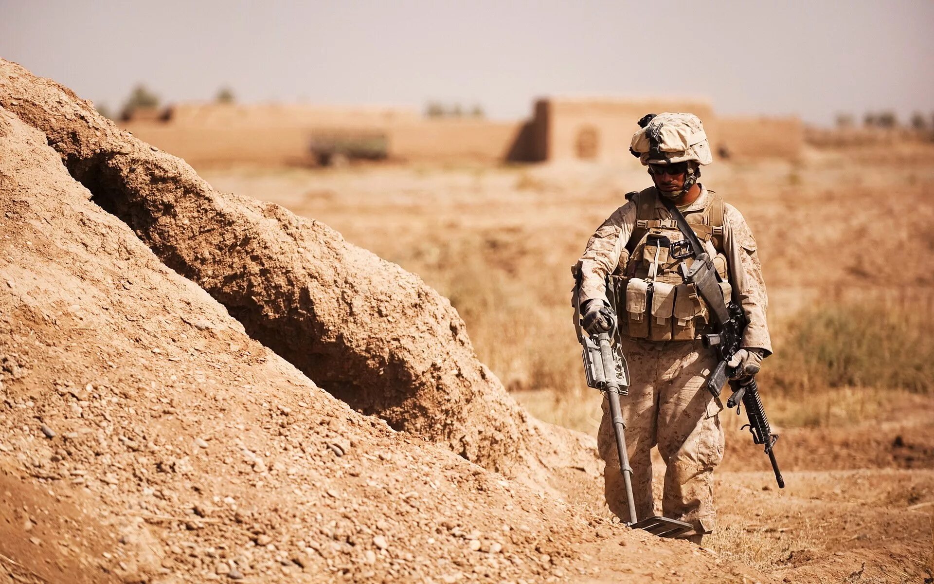 Однажды в пустыне фильм 2021. Однажды в пустыне фильм 2022. Саперы в пустыне. Саперы в пустыне. Однажды в пустыне фильм 2022 однажды в пустыне.