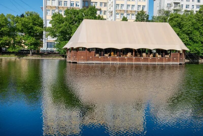 Кафе чистые пруды совхозная ул. Чистые пруды водопадный. Чистые пруды водопадный. Чистые пруды ростов-на-дону водопадный. Кафе чистые пруды посёлок водопадный.