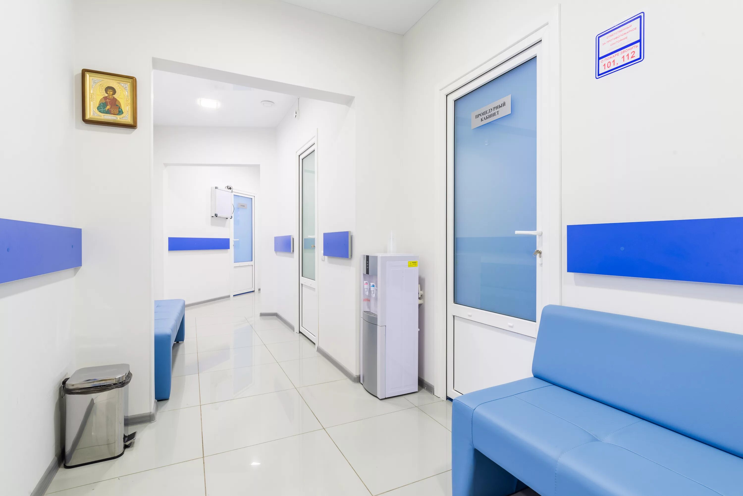 медицинская клиника. лига реутов юбилейный проспект. медицинский центр на юбилейном проспекте реутов. медицинский центр реутов юбилейный проспект 59. реутов, клиника лига плюс.