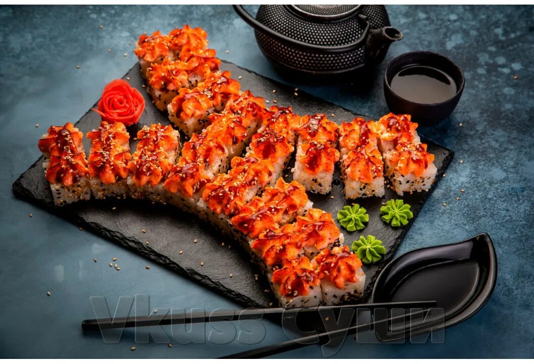 Роллы Запеченные в Серпухове с быстрой доставкой из ресторана Вкусс Суши