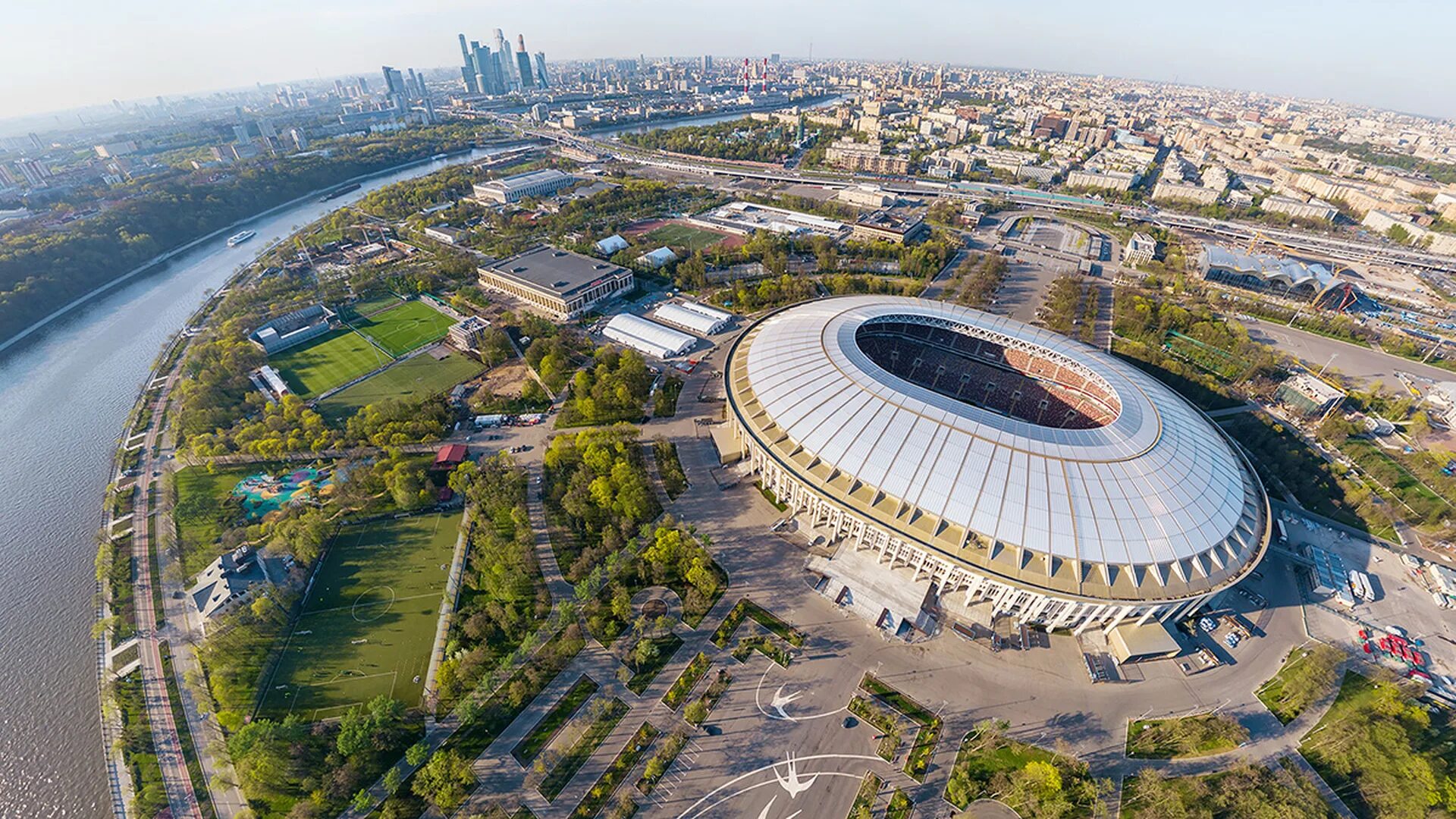 Олимпийский комплекс Лужники Москва. Спортивный комплекс Лужники в Москве. Московский стадион Лужники. 2 стадиона в москве