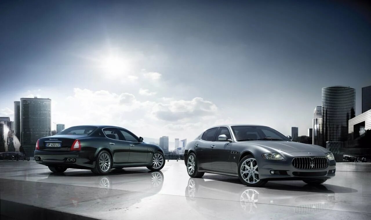 Bmw m8 vs m4. Два автомобиля 660. E46 bmw vs mers. Bentley continental supersport. Bmw 6.