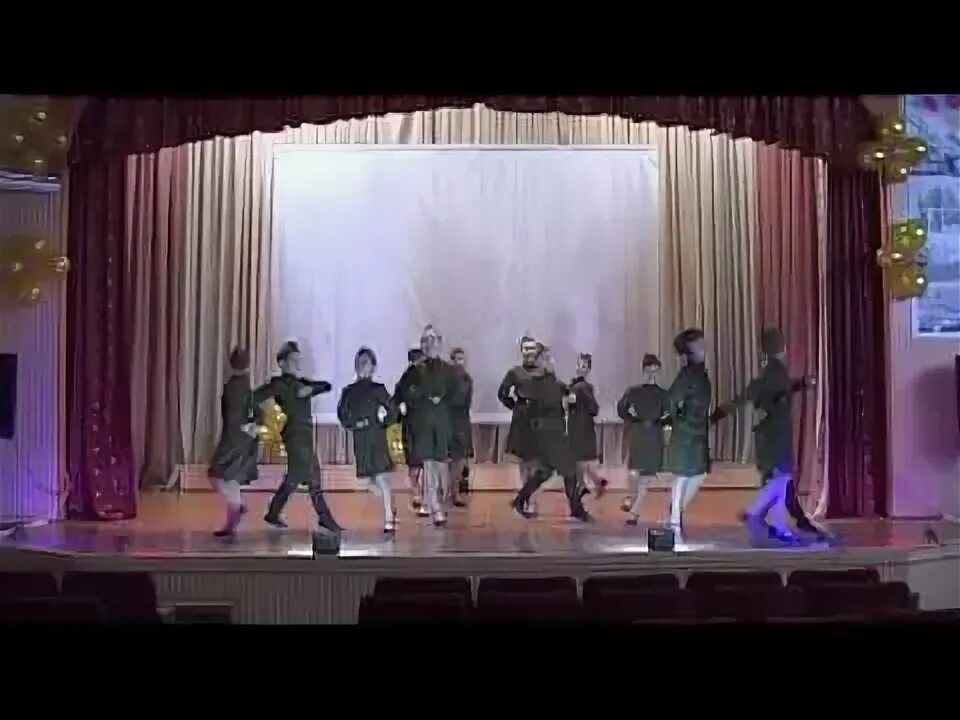 Потому что мы пилоты танец. Танец летчиков для подготовительной группы детского сада. Первым делом самолёты инсценировка. Танец пилотов дети. Потому что мы пилоты танец.