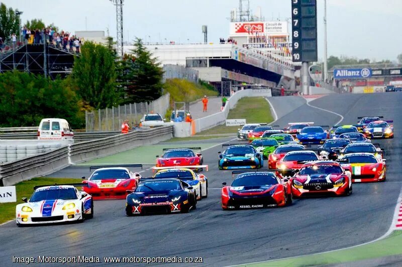 Race over. Gt3 гонки. Гонки gt. Гонка gt3.